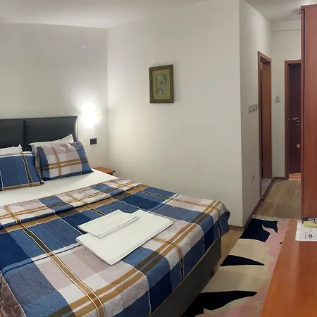 Square فندق سكوبجي